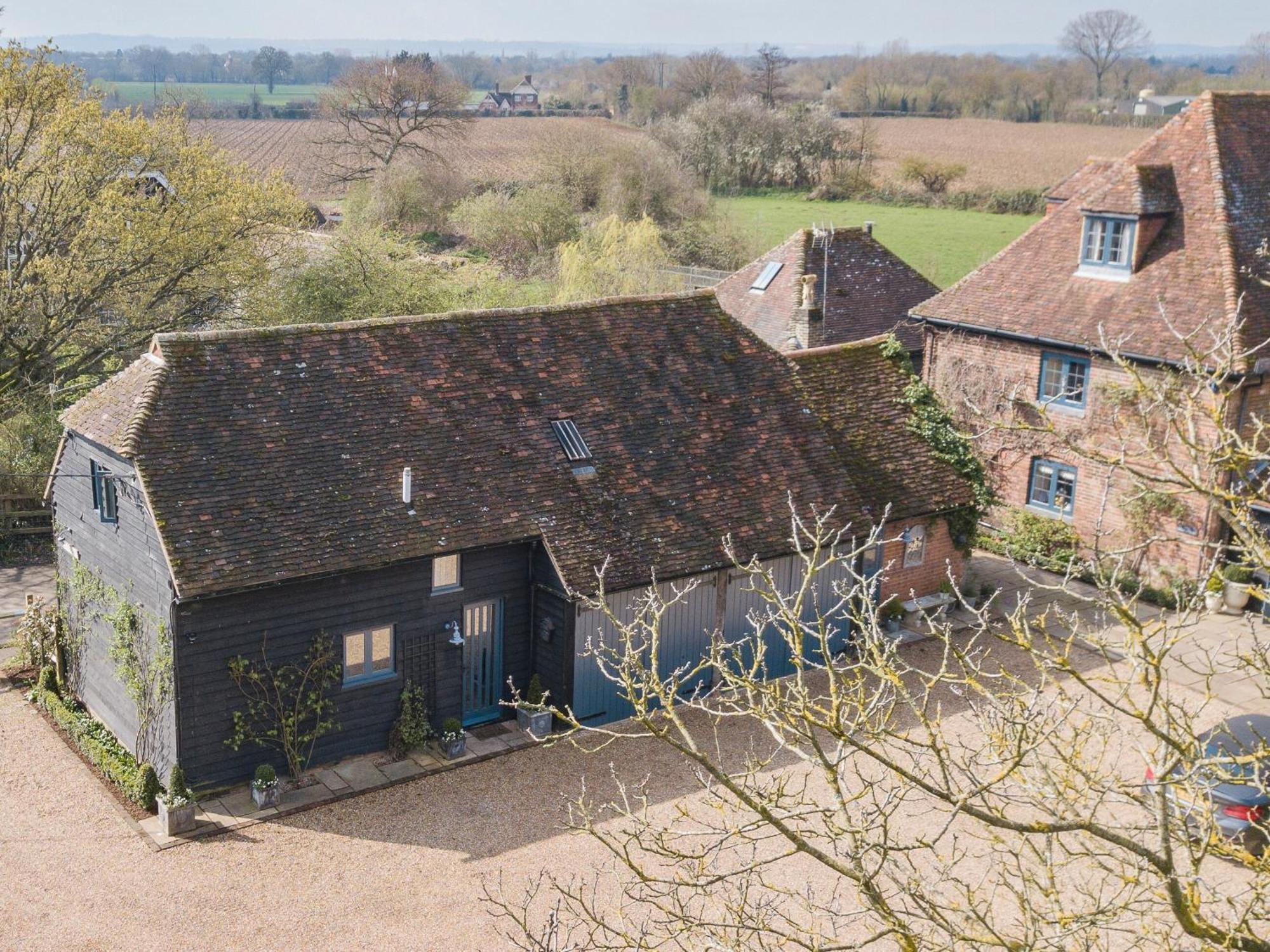 Woolhouse Barn Villa Hunton  Exteriör bild