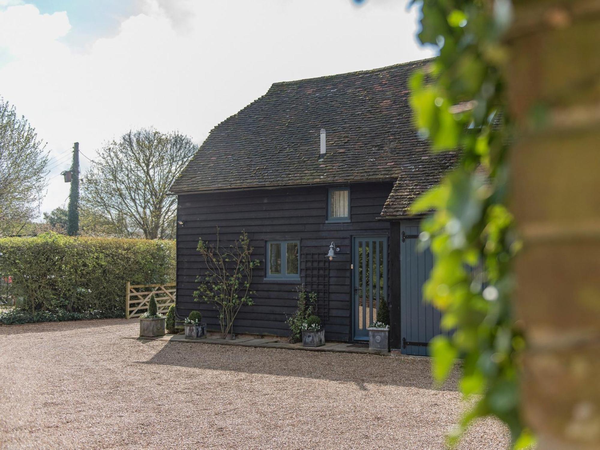 Woolhouse Barn Villa Hunton  Exteriör bild